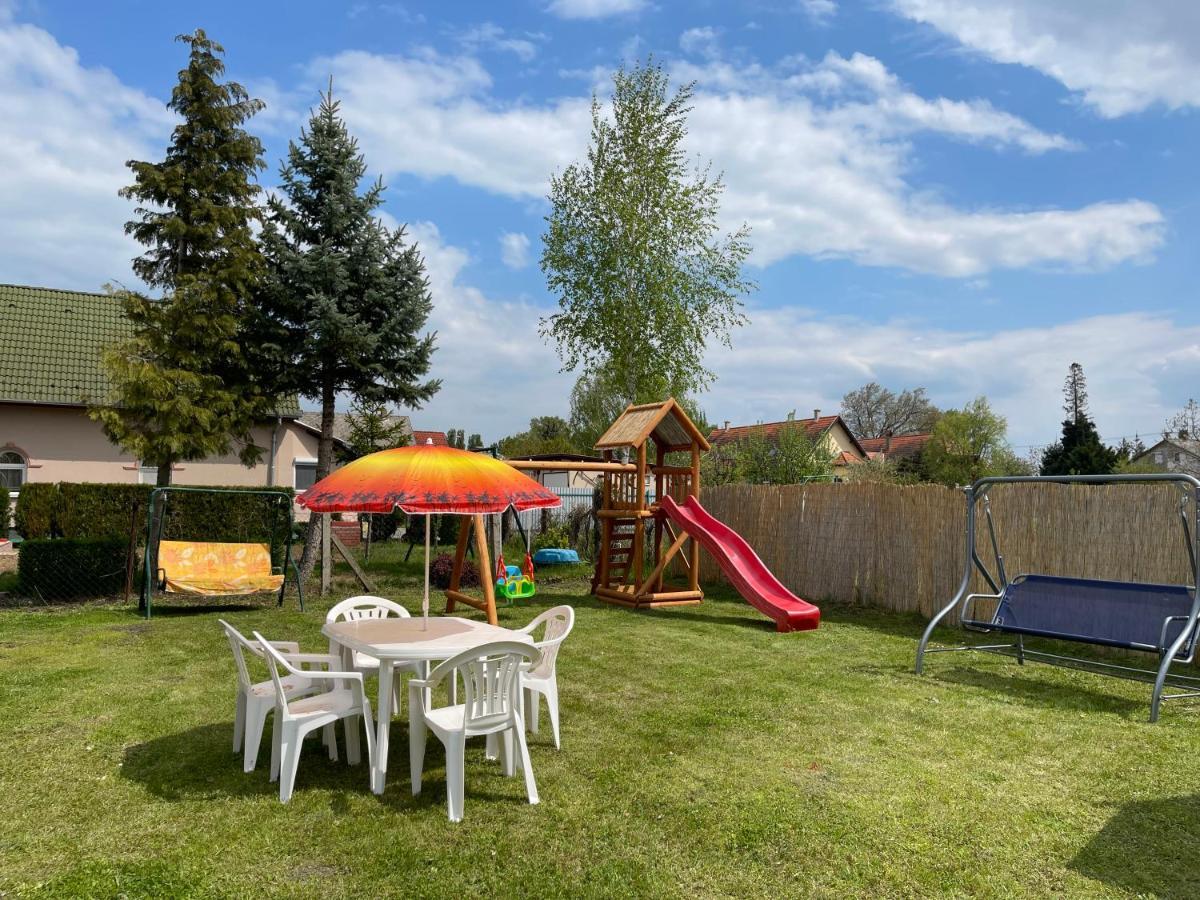 Valentina Apartman Balatonmariafurdo Exterior foto
