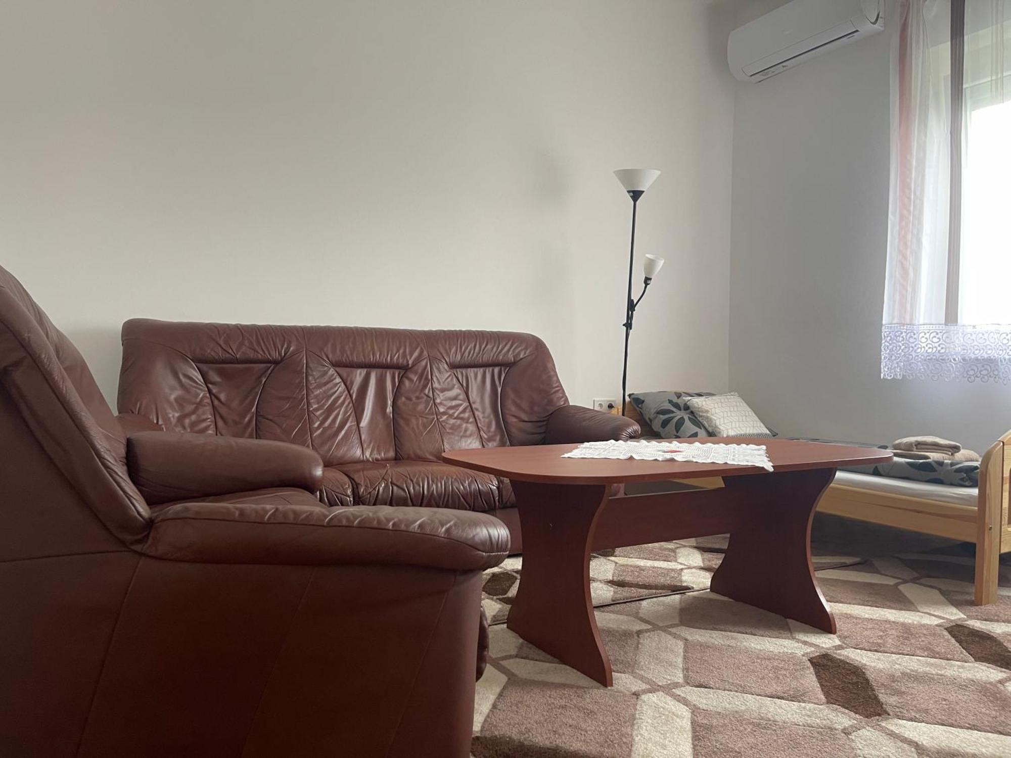 Valentina Apartman Balatonmariafurdo Exterior foto